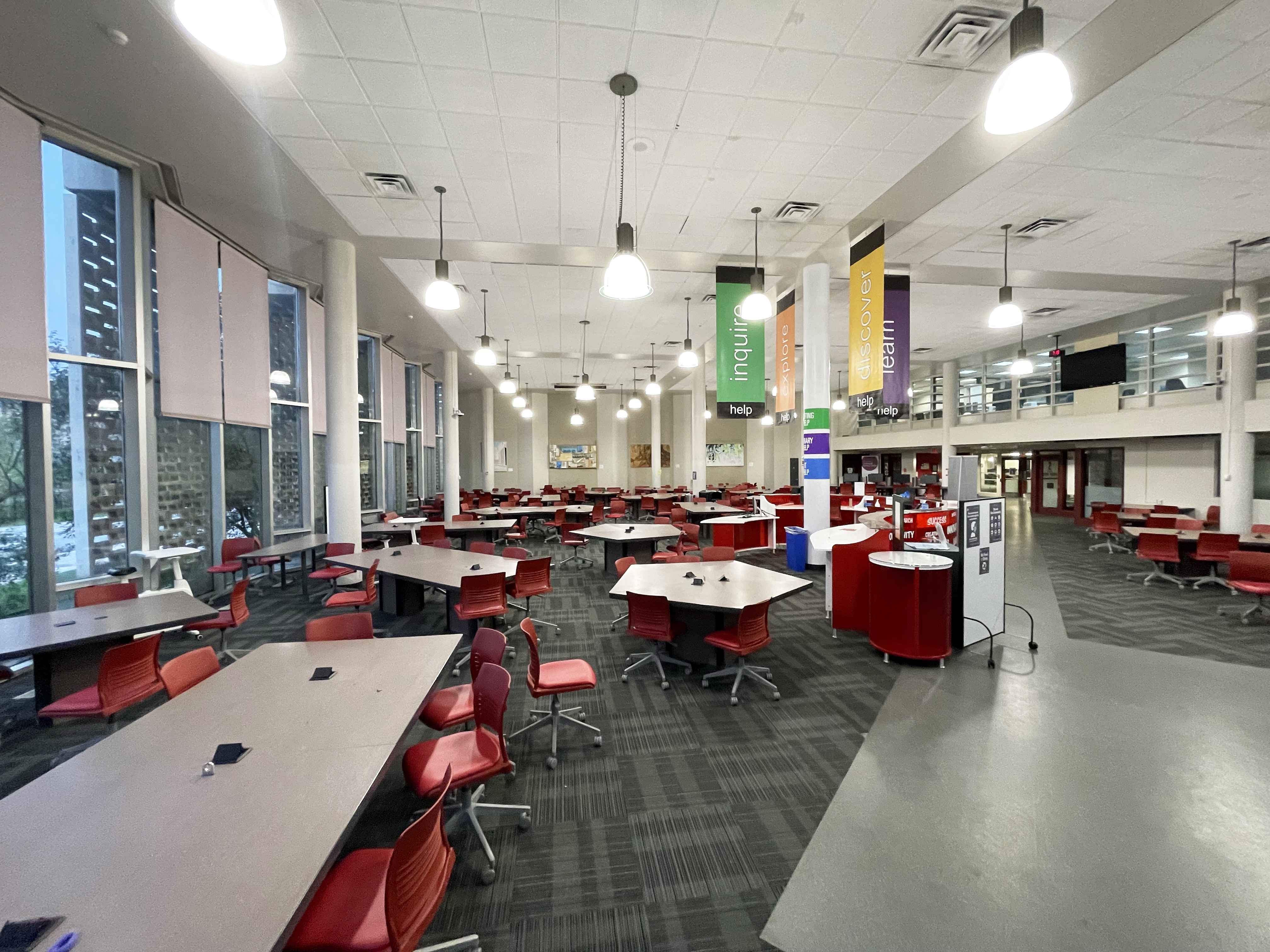 Photo of Mills Learning Commons